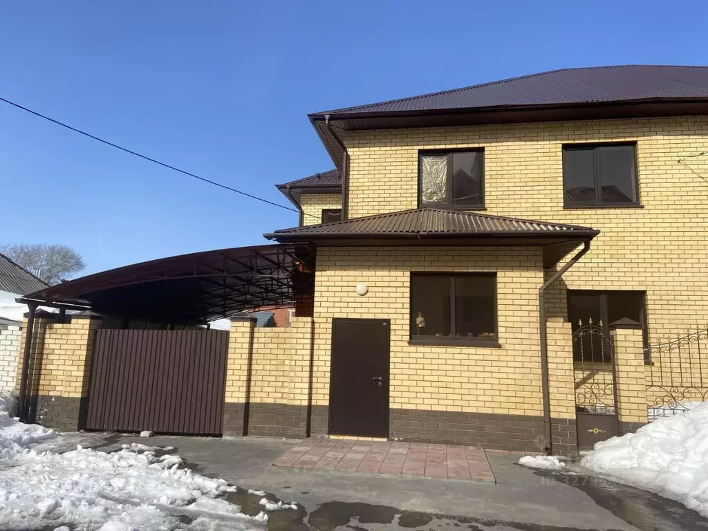 Таунхаус в Ульяновская область, Ульяновск пер. 1-й Казанский (162 м) - Фото 1