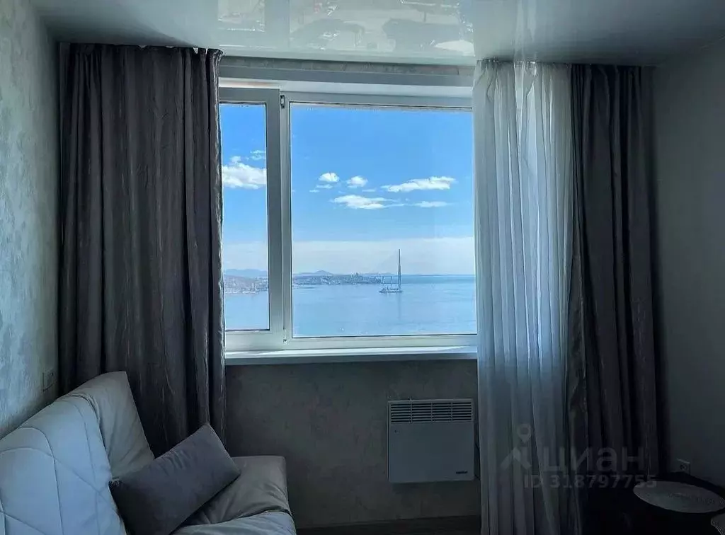 Студия Приморский край, Владивосток ул. Леонова, 70 (25.0 м) - Фото 1