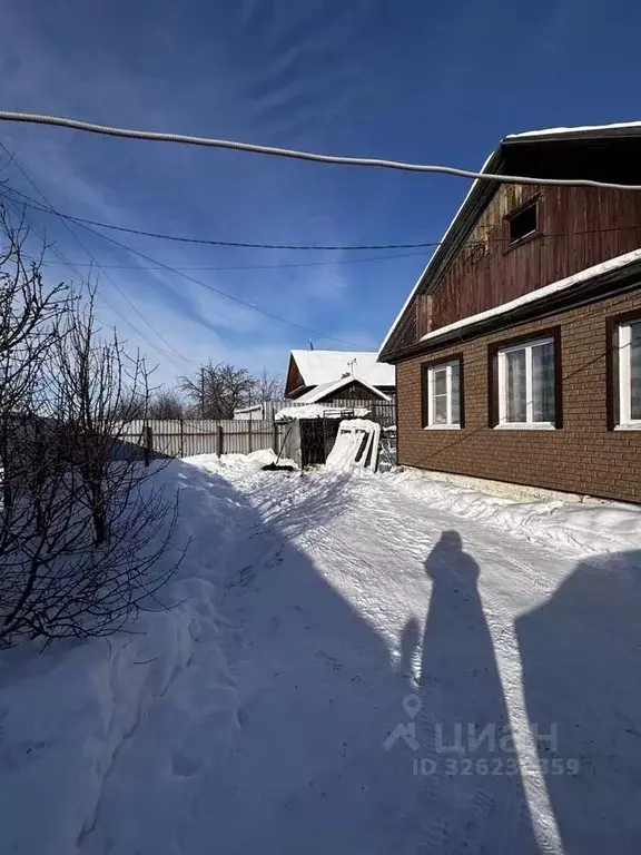 Дом в Челябинская область, Еманжелинск Октябрьская ул. (56 м) - Фото 1