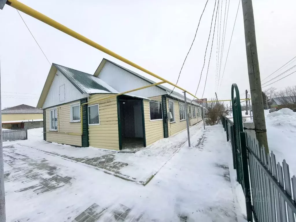 3-к кв. Омская область, Павлоградка рп ул. Мира, 15 (64.9 м) - Фото 2