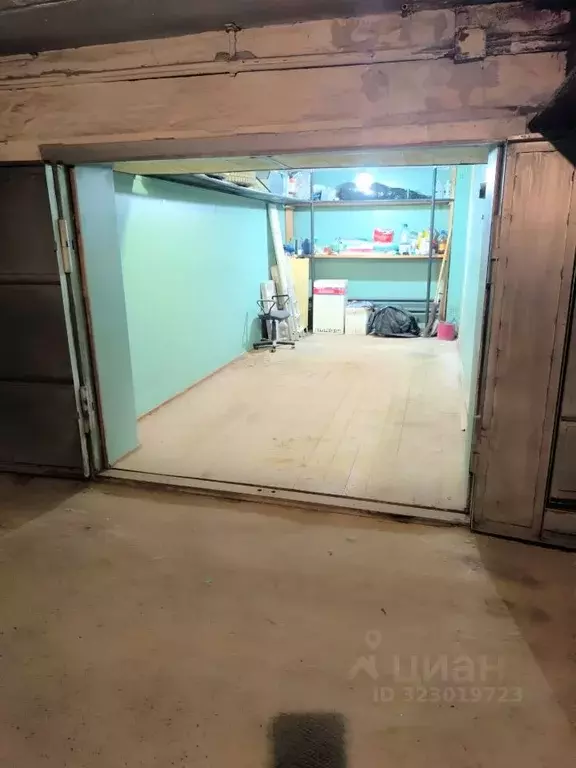 Гараж в Свердловская область, Екатеринбург ул. Шейнкмана, 114А (18 м) - Фото 1