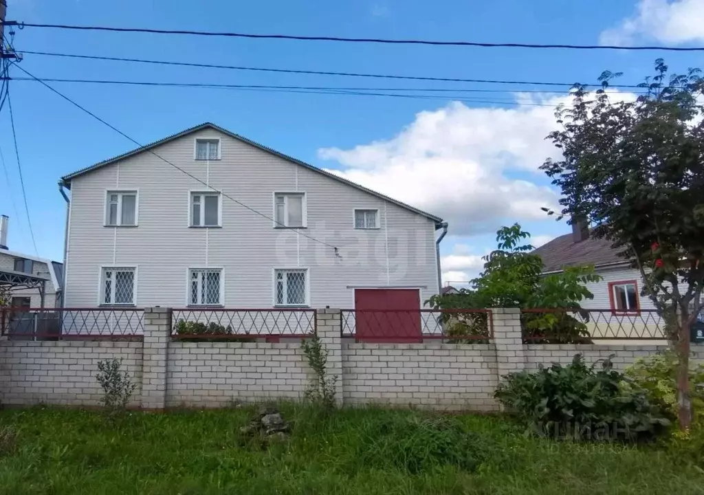 Дом в Татарстан, с. Высокая Гора ул. Татарстан, 44 (213 м) - Фото 1