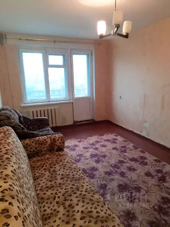 1-к кв. Свердловская область, Кировград Кировградская ул., 24 (30.0 м) - Фото 1