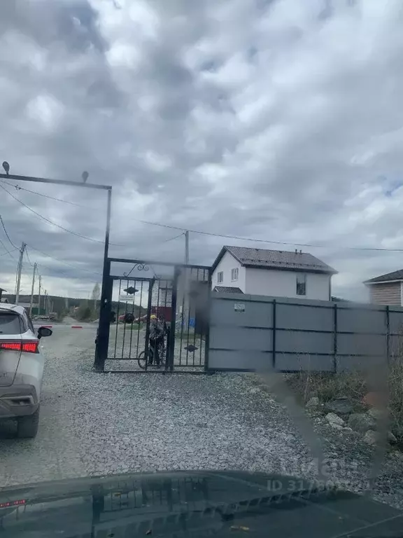 Участок в Свердловская область, Екатеринбург муниципальное ... - Фото 0