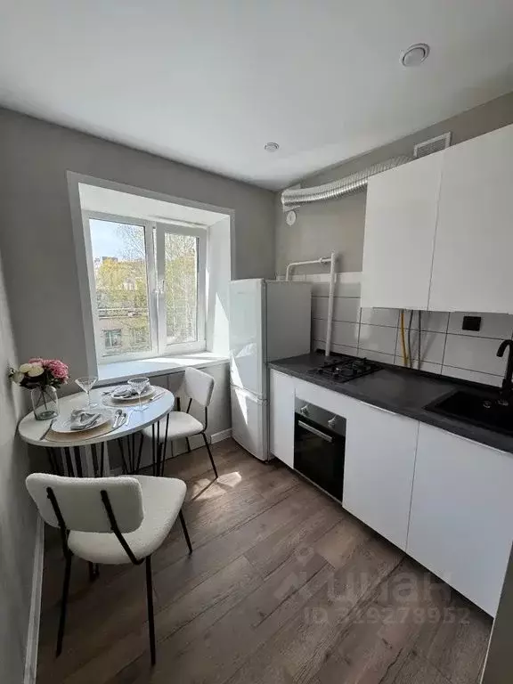 1-к кв. Татарстан, Казань Ново-Азинская ул., 1а (30.0 м) - Фото 1