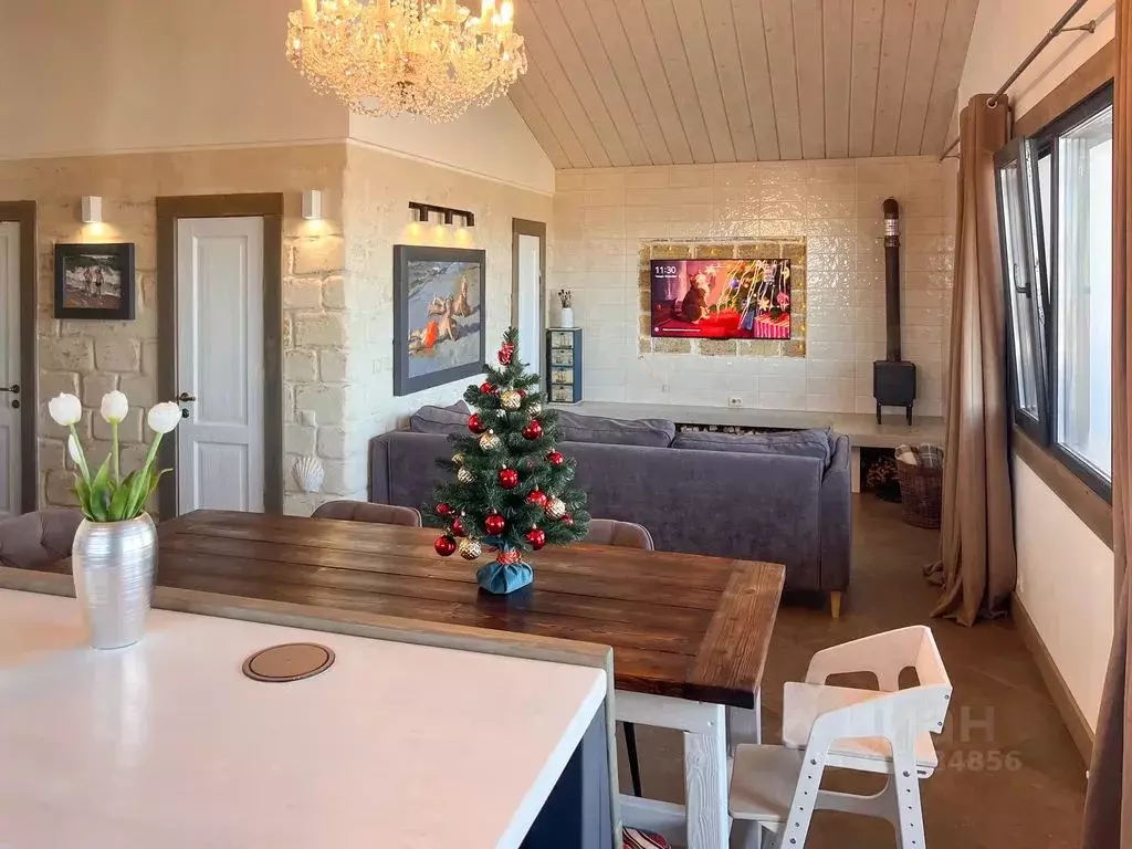 Дом в Крым, Щелкино Ленинский район, ул. Феодосийская, 3 (108 м) - Фото 1