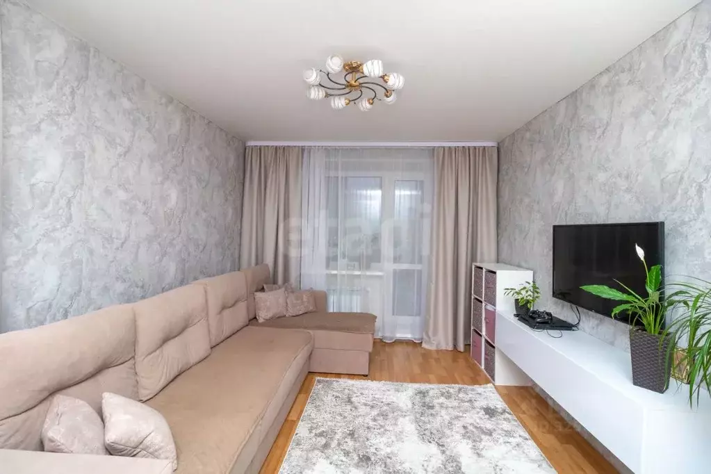 2-к кв. Тюменская область, Тюмень Мелиораторов мкр, ул. Мелиораторов, ... - Фото 1