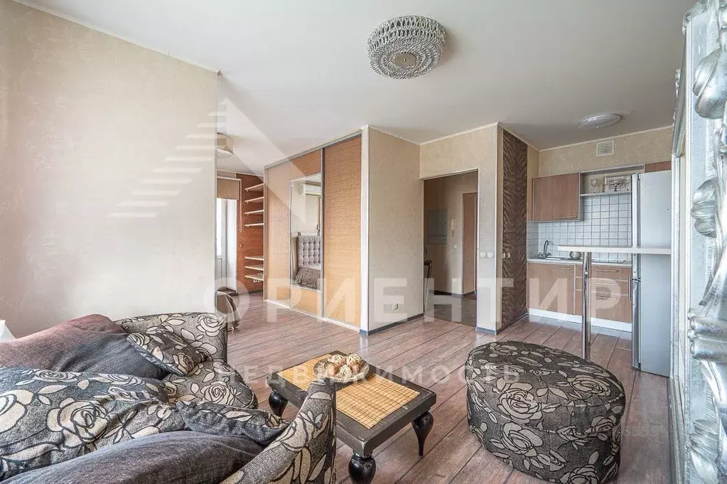 1-к кв. Свердловская область, Екатеринбург ул. Татищева, 90 (38.7 м) - Фото 1