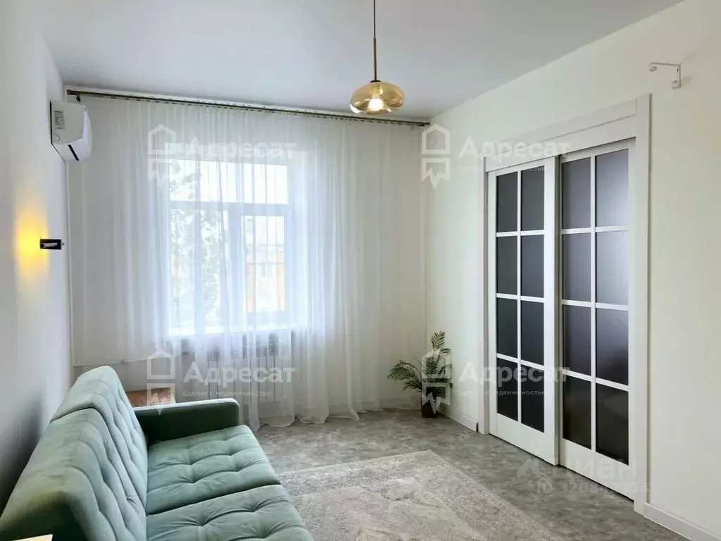 3-к кв. Волгоградская область, Волгоград ул. Дзержинского, 19 (80.8 м) - Фото 1