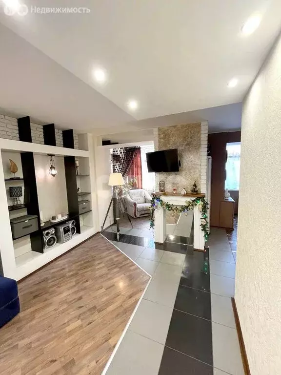 2-комнатная квартира: Симферополь, Ростовская улица, 17 (50 м) - Фото 2