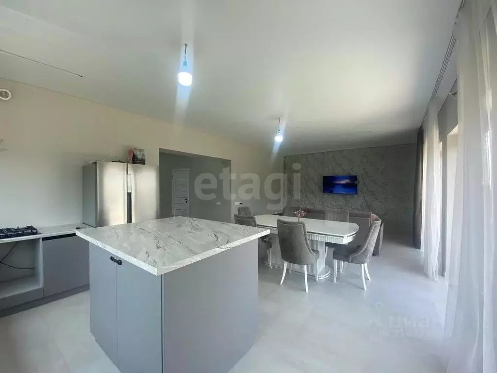 Дом в Ставропольский край, Предгорный муниципальный округ, Воронов ... - Фото 1