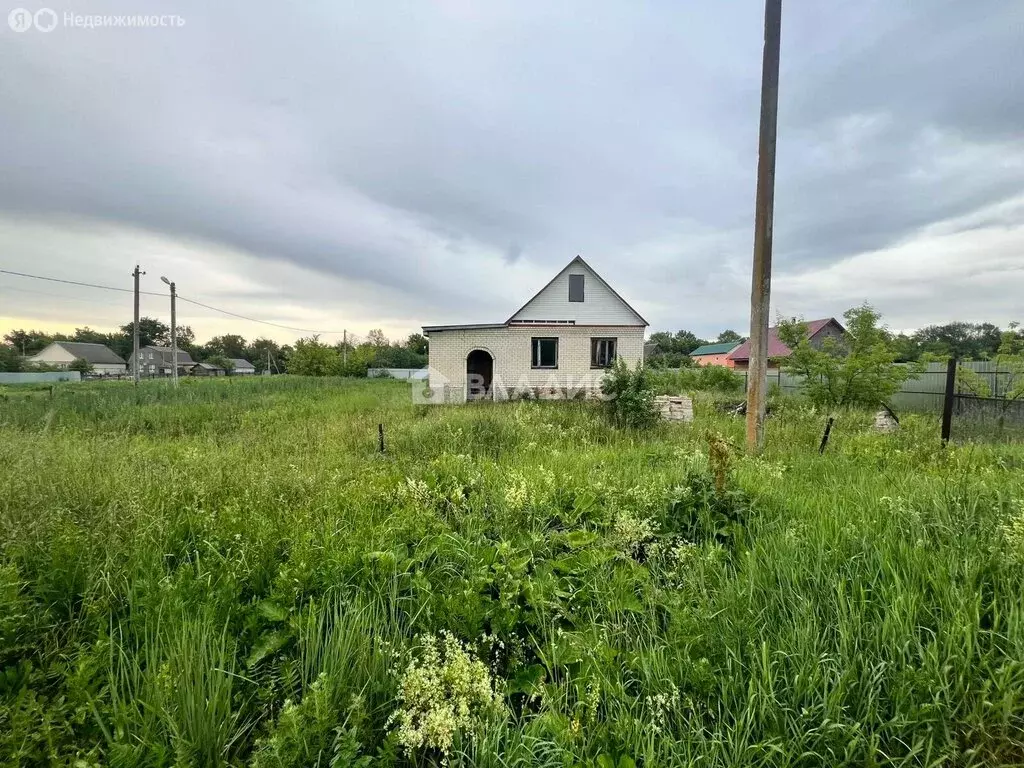 Дом в село Чемодановка, Садовая улица, 67 (75 м) - Фото 0
