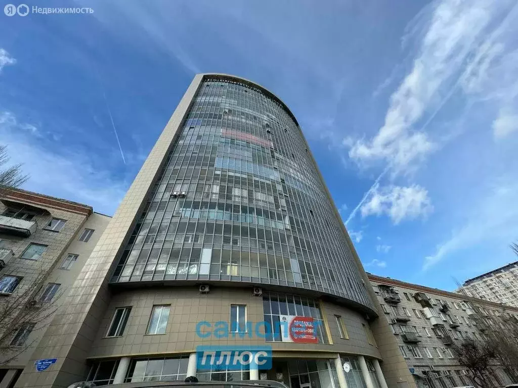 3-комнатная квартира: Волгоград, улица Маршала Чуйкова, 51А (118.8 м) - Фото 2