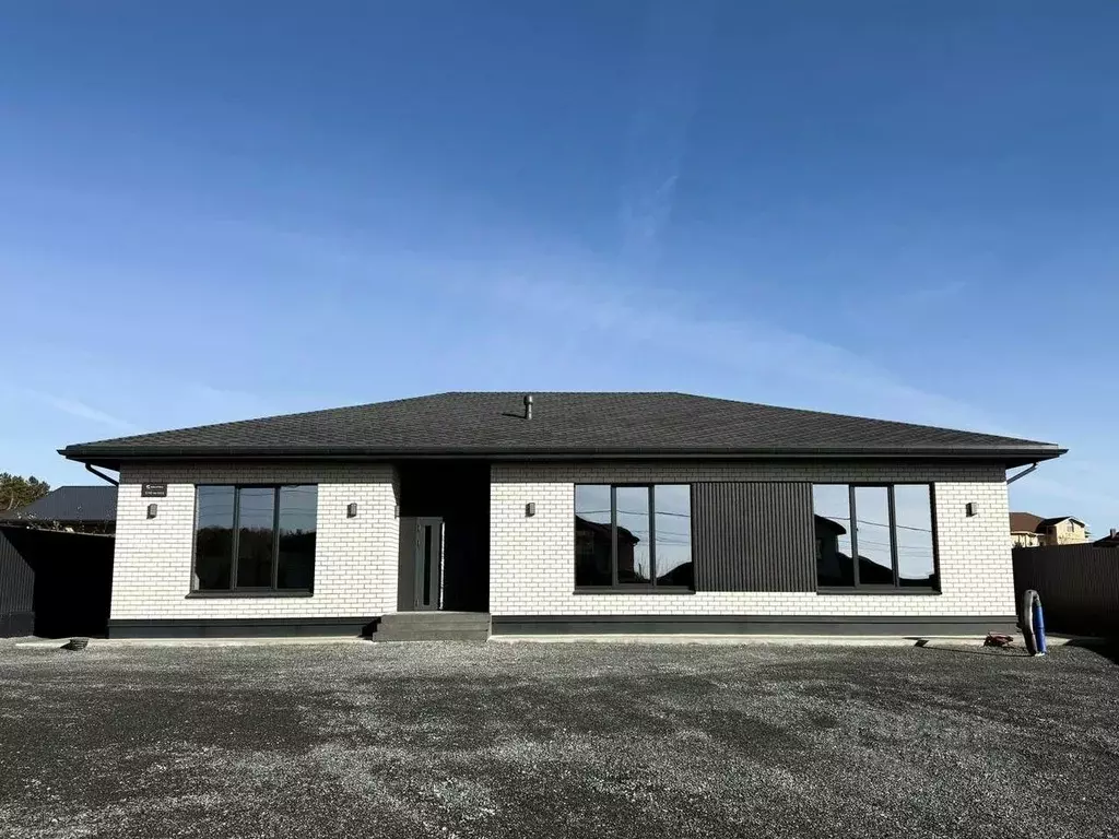 Дом в Свердловская область, Полевской муниципальный округ, с. ... - Фото 1