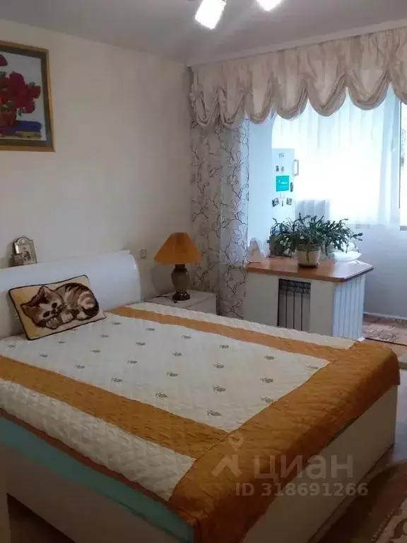 2-к кв. Крым, Алушта муниципальный округ, Партенит пгт ул. Победы, 19 ... - Фото 0