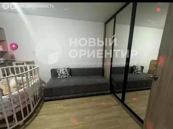 Квартира-студия: Екатеринбург, жилой район Уктус, микрорайон Светлый, ... - Фото 1