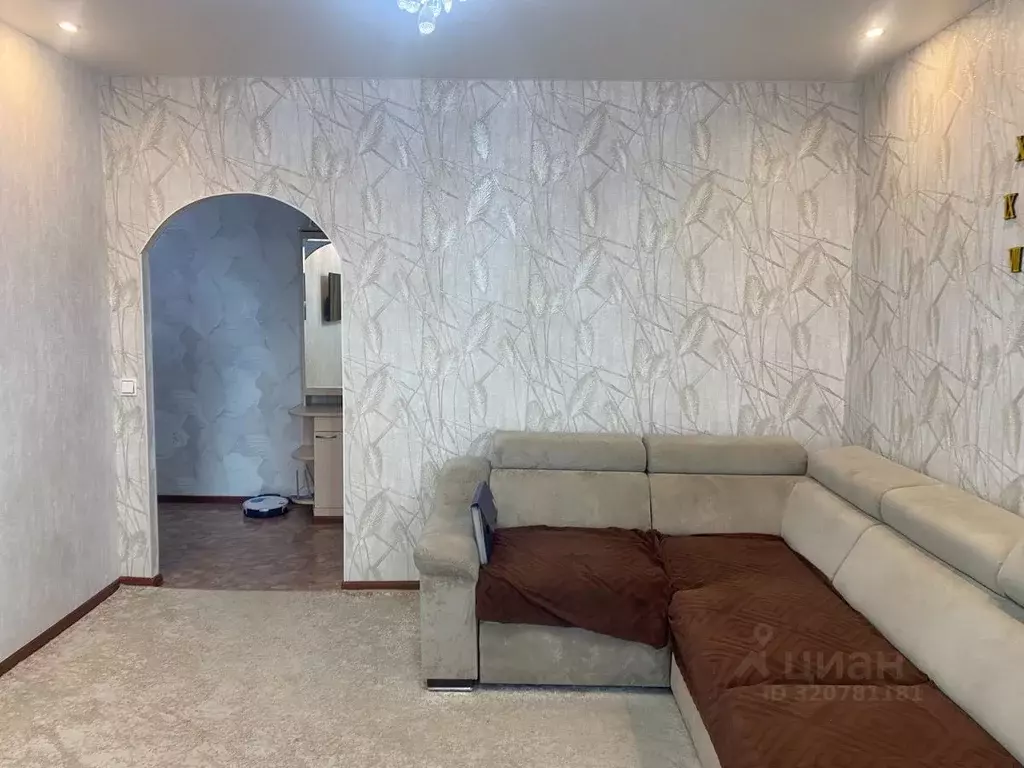 3-к кв. Башкортостан, Ишимбай ул. Докучаева, 14 (68.0 м) - Фото 1