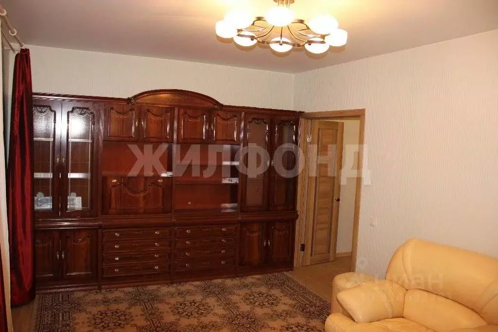 3-к кв. Новосибирская область, Новосибирск Каменская ул., 56/2 (75.0 ... - Фото 1