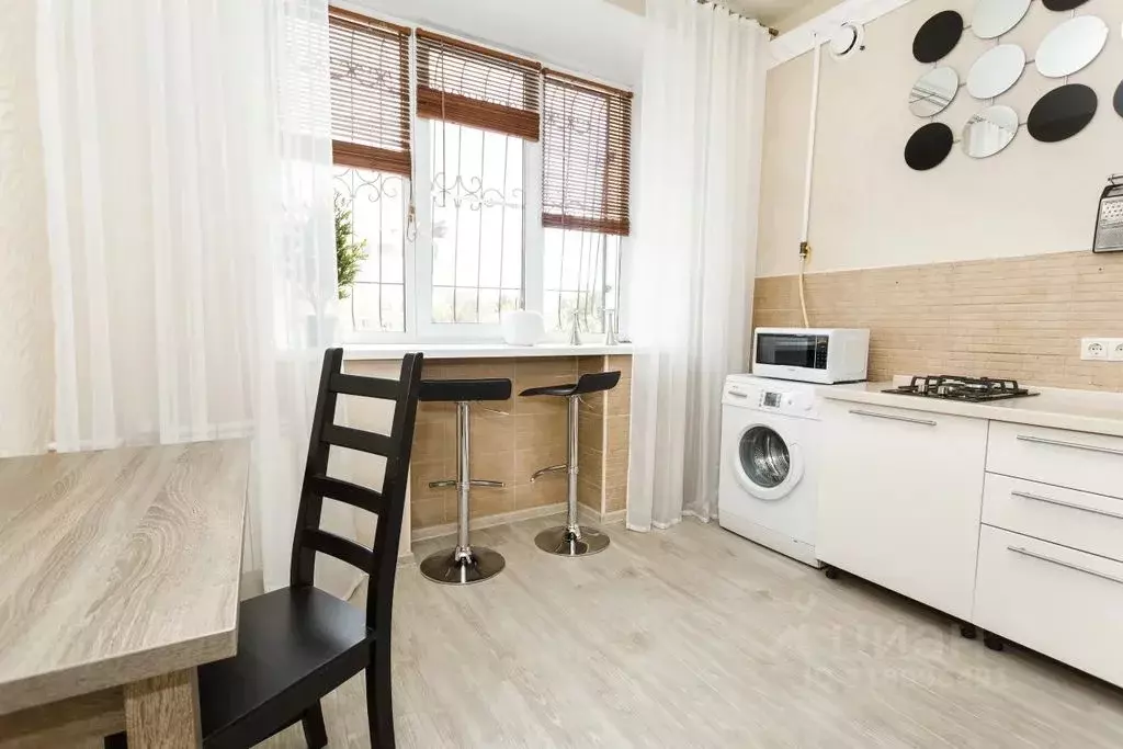 1-к кв. Свердловская область, Екатеринбург просп. Ленина, 53 (39.0 м) - Фото 2