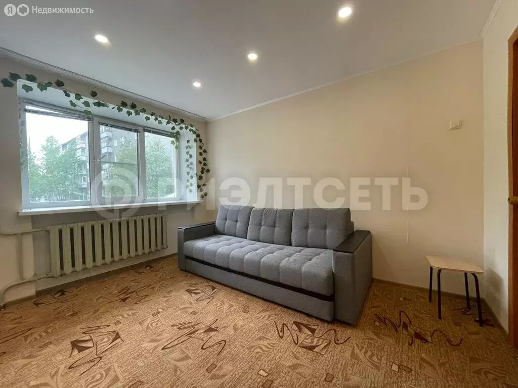 2-комнатная квартира: Мончегорск, проспект Металлургов, 38 (45.1 м) - Фото 1