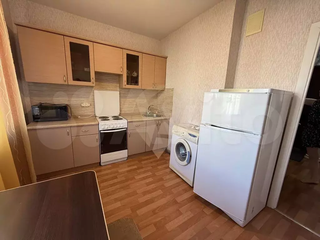 1-к. квартира, 37 м, 4/9 эт. - Фото 0