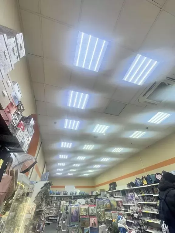 Торговая площадь в Санкт-Петербург Среднеохтинский просп., 46 (193 м) - Фото 1