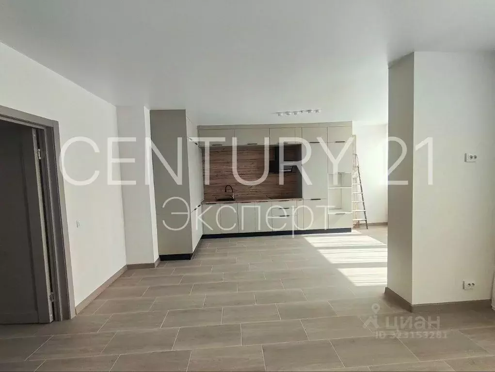 3-к кв. Калининградская область, Калининград ул. Кипарисовая, 3 (86.5 ... - Фото 1