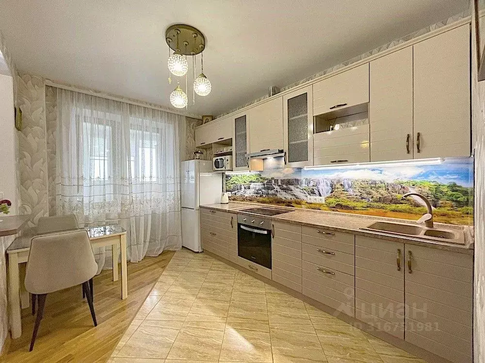 2-к кв. Московская область, Одинцово ул. Гвардейская, 9 (65.0 м) - Фото 1