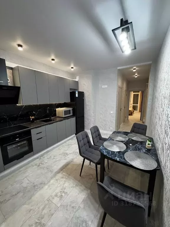 2-к кв. Крым, Симферополь пер. Мраморный, 36 (65.0 м) - Фото 1