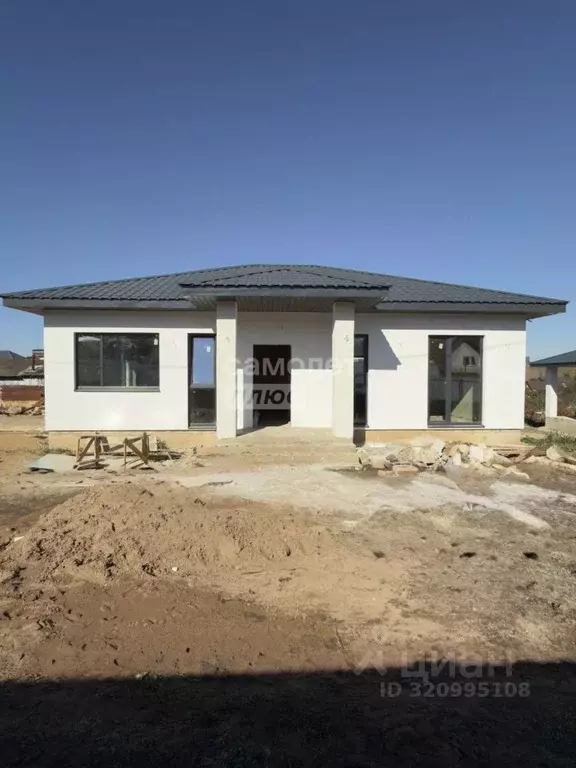 Дом в Башкортостан, Октябрьский ул. Буровиков (100 м) - Фото 1