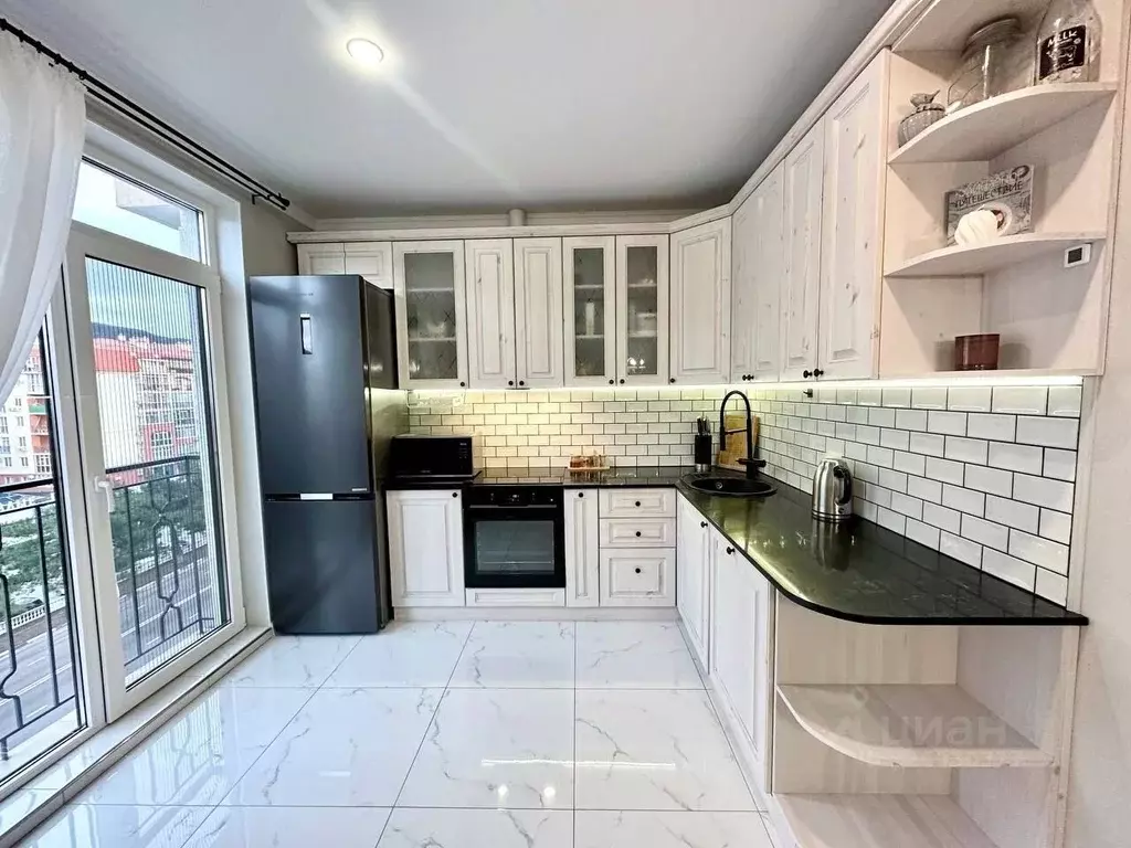 3-к кв. Краснодарский край, Геленджик ул. Витебская, 12к8 (70.0 м) - Фото 2