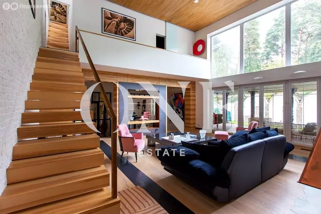 Дом в посёлок Барвиха, территория СП Барвиха (740 м) - Фото 0