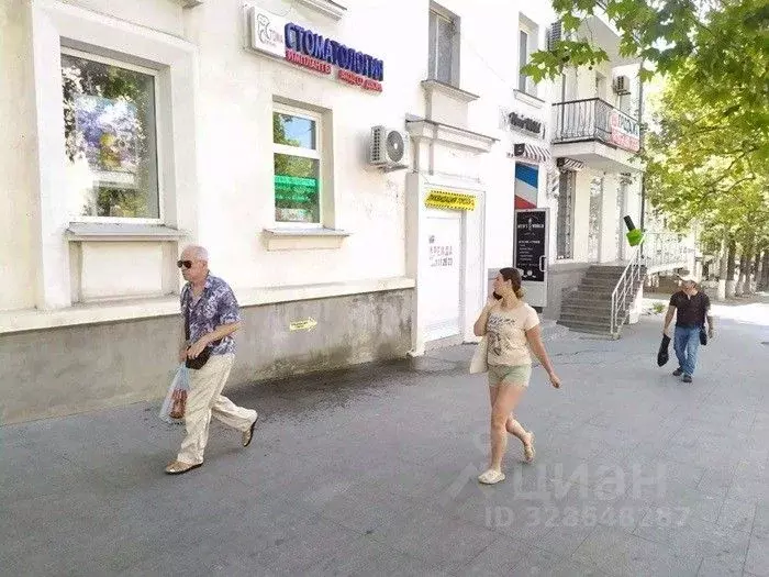 Помещение свободного назначения в Севастополь ул. Большая Морская, 48 ... - Фото 1
