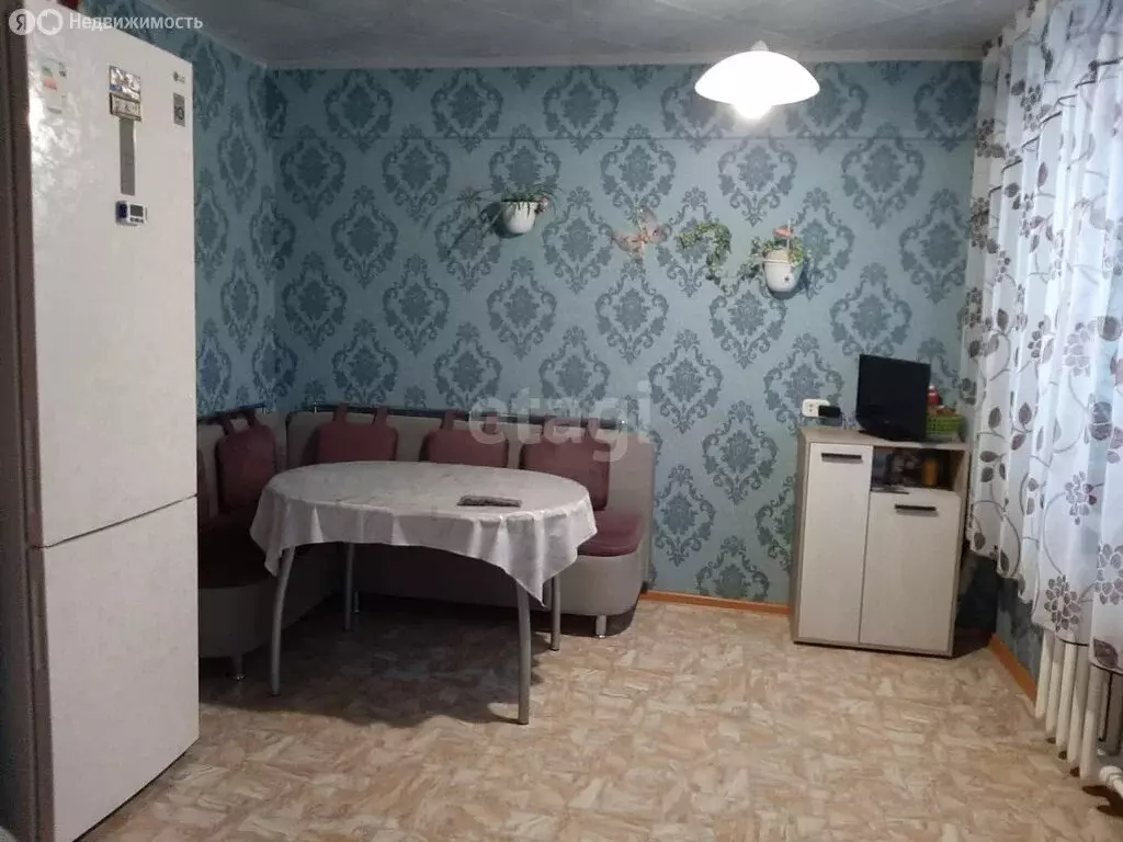 4-комнатная квартира: Ачинск, микрорайон Авиатор, 25 (58.7 м) - Фото 0