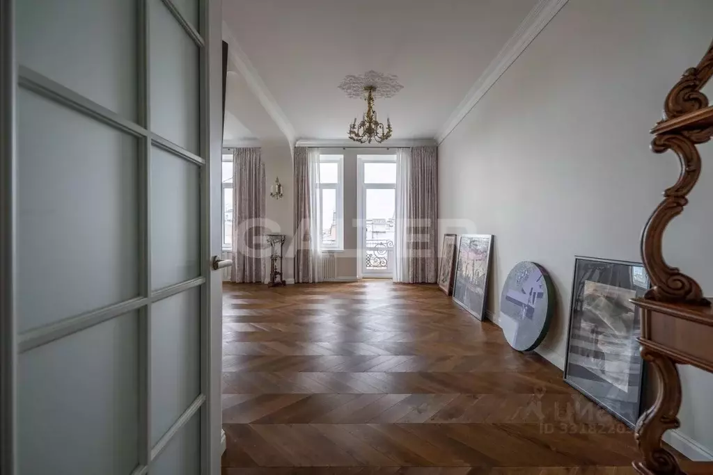 4-к кв. Санкт-Петербург ул. Маяковского, 23/6 (210.3 м) - Фото 2