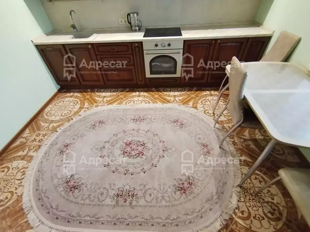 2-к кв. Волгоградская область, Волгоград ул. 8-й Воздушной Армии, 9а ... - Фото 2