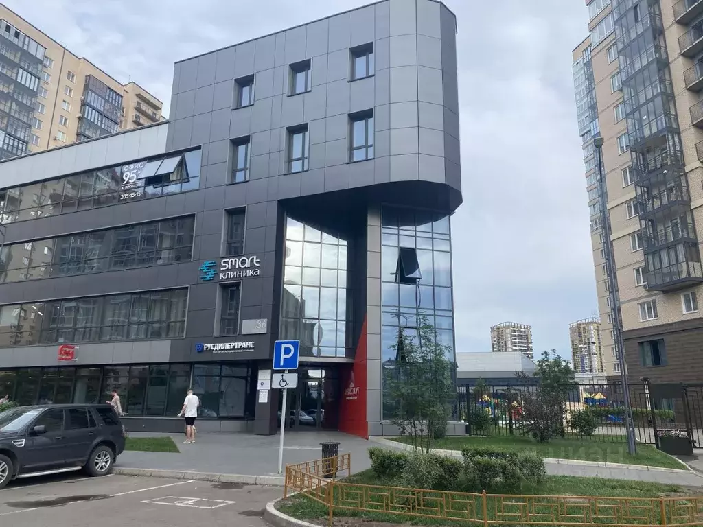 Офис в Красноярский край, Красноярск Взлетка мкр, ул. Весны, 36 (28 м) - Фото 1