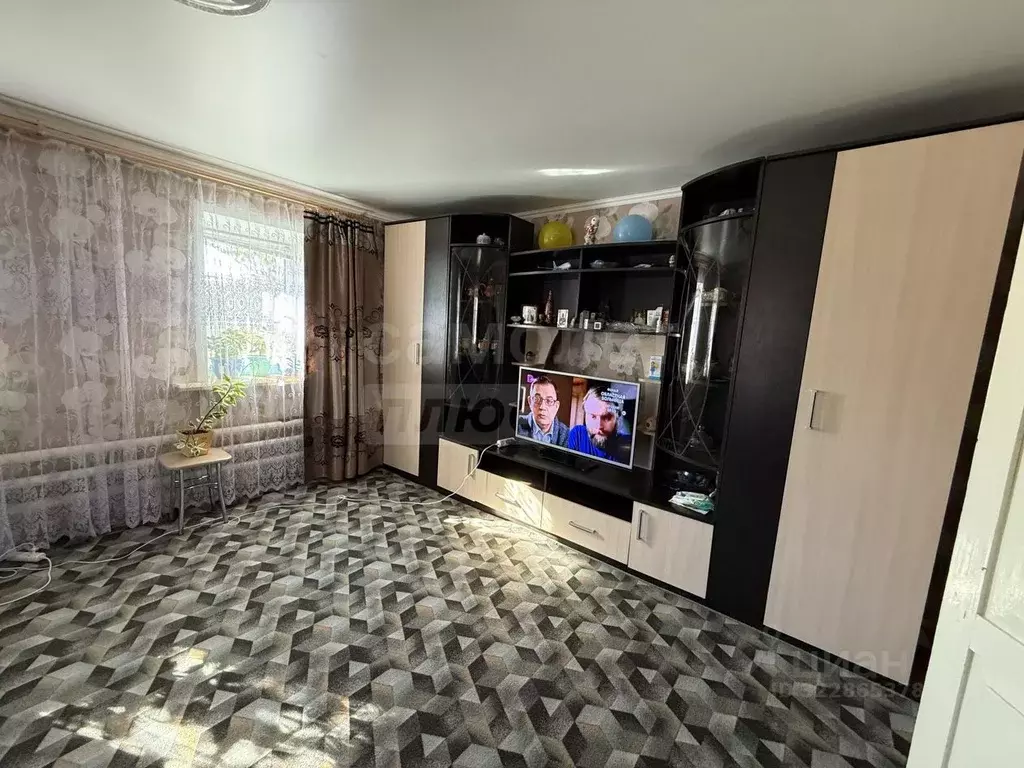 Дом в Оренбургская область, Соль-Илецкий муниципальный округ, пос. ... - Фото 2