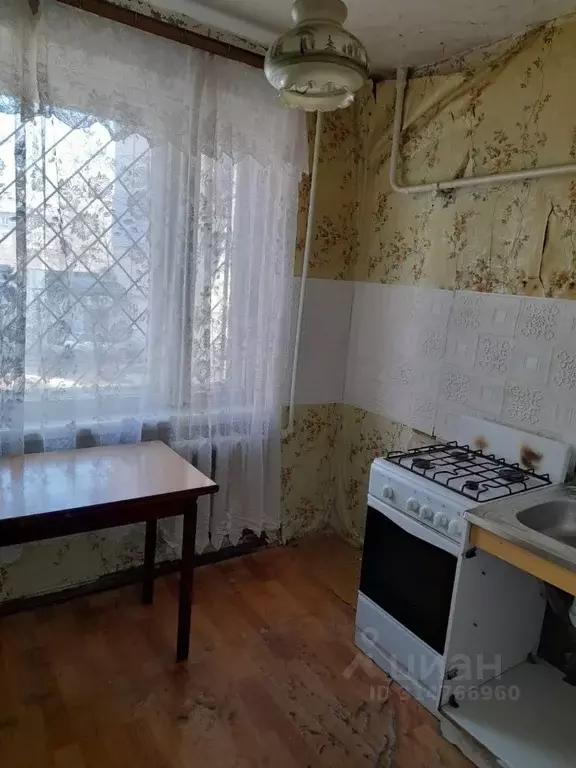 2-к кв. Саратовская область, Саратов Тульская ул., 15 (45.0 м) - Фото 0