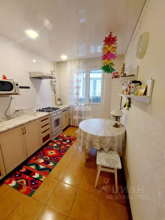 3-к кв. Крым, Керчь ул. Генерала Петрова, 20 (67.3 м) - Фото 0