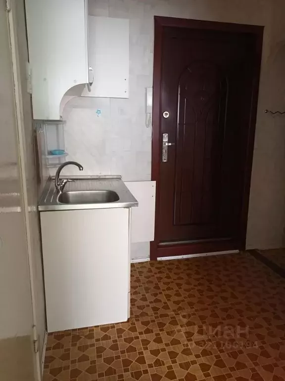 1-к кв. Самарская область, Тольятти 10-й кв-л, бул. Луначарского, 5 ... - Фото 0