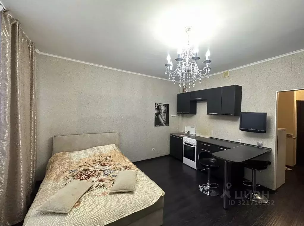 Студия Тюменская область, Тюмень ул. 50 лет ВЛКСМ, 15к1 (36.0 м) - Фото 0