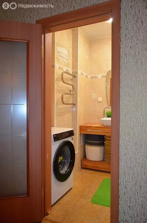 2-комнатная квартира: Тюмень, улица Чернышевского, 2А (83.8 м) - Фото 0
