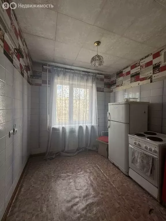2-комнатная квартира: Усолье-Сибирское, улица Толбухина, 3 (45.7 м) - Фото 1
