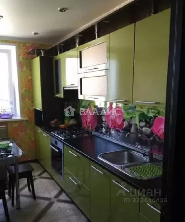 3-к кв. Белгородская область, Белгород Советская ул., 55 (72.0 м) - Фото 0