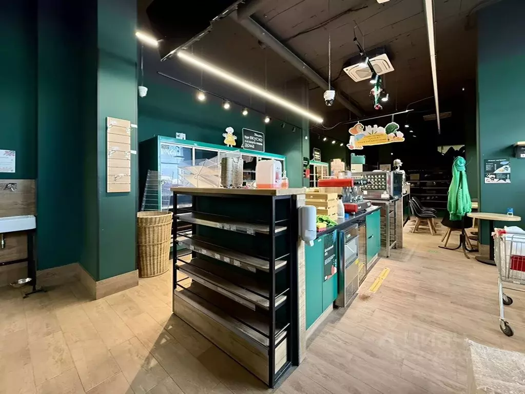 Помещение свободного назначения в Свердловская область, Екатеринбург ... - Фото 2