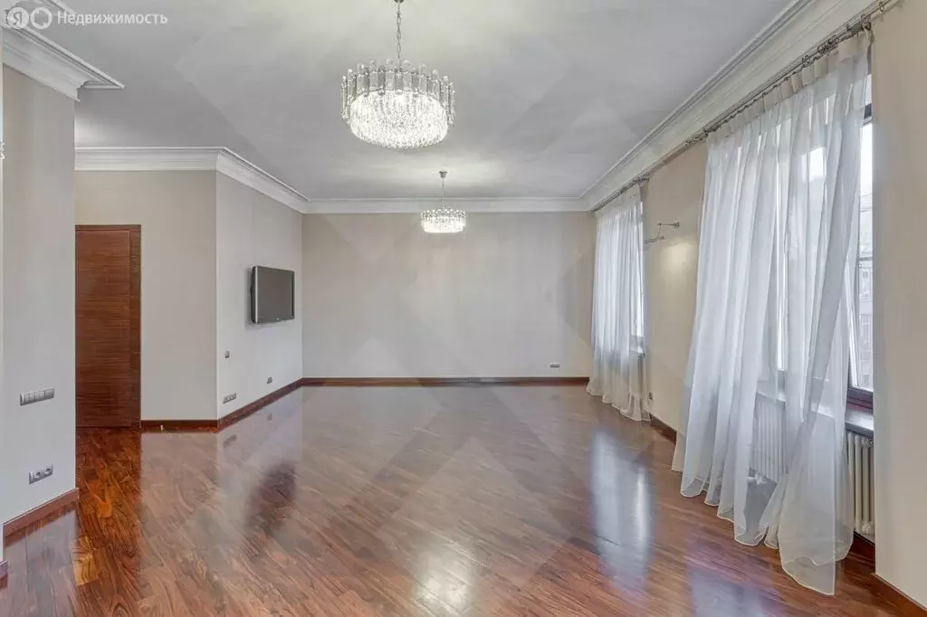 5-комнатная квартира: Москва, Большой Козихинский переулок, 14с2 (188 ... - Фото 1