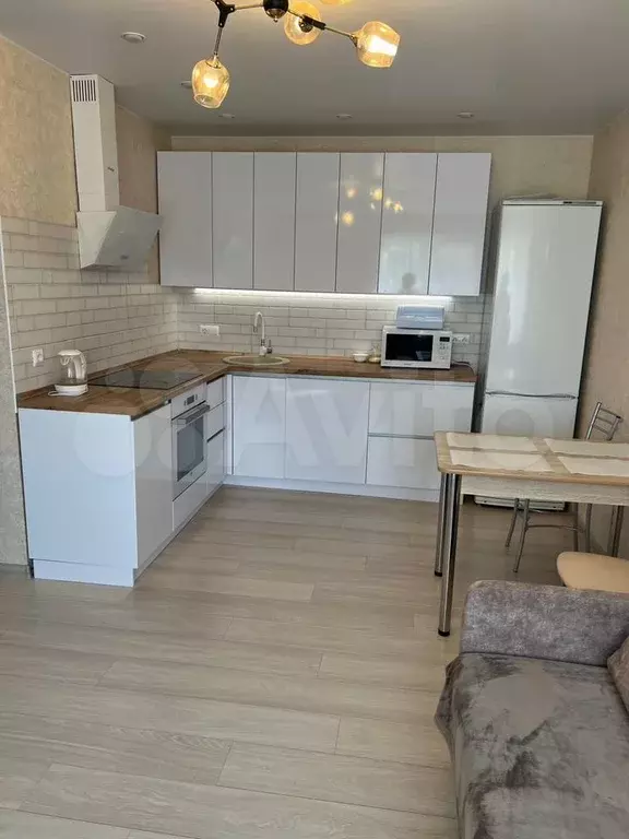 2-к. квартира, 55 м, 6/25 эт. - Фото 0