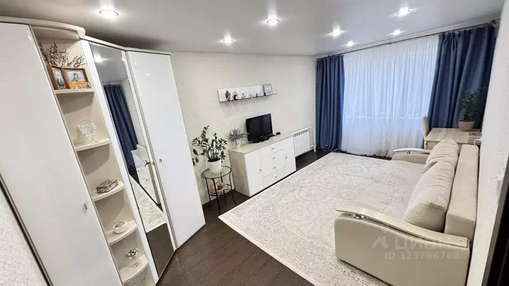 2-к кв. Чувашия, Чебоксары ул. Эльгера, 17 (54.0 м) - Фото 1