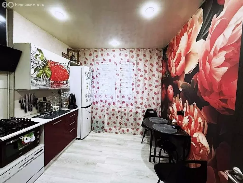 3-комнатная квартира: Великий Устюг, посёлок Добрынино, переулок ... - Фото 1